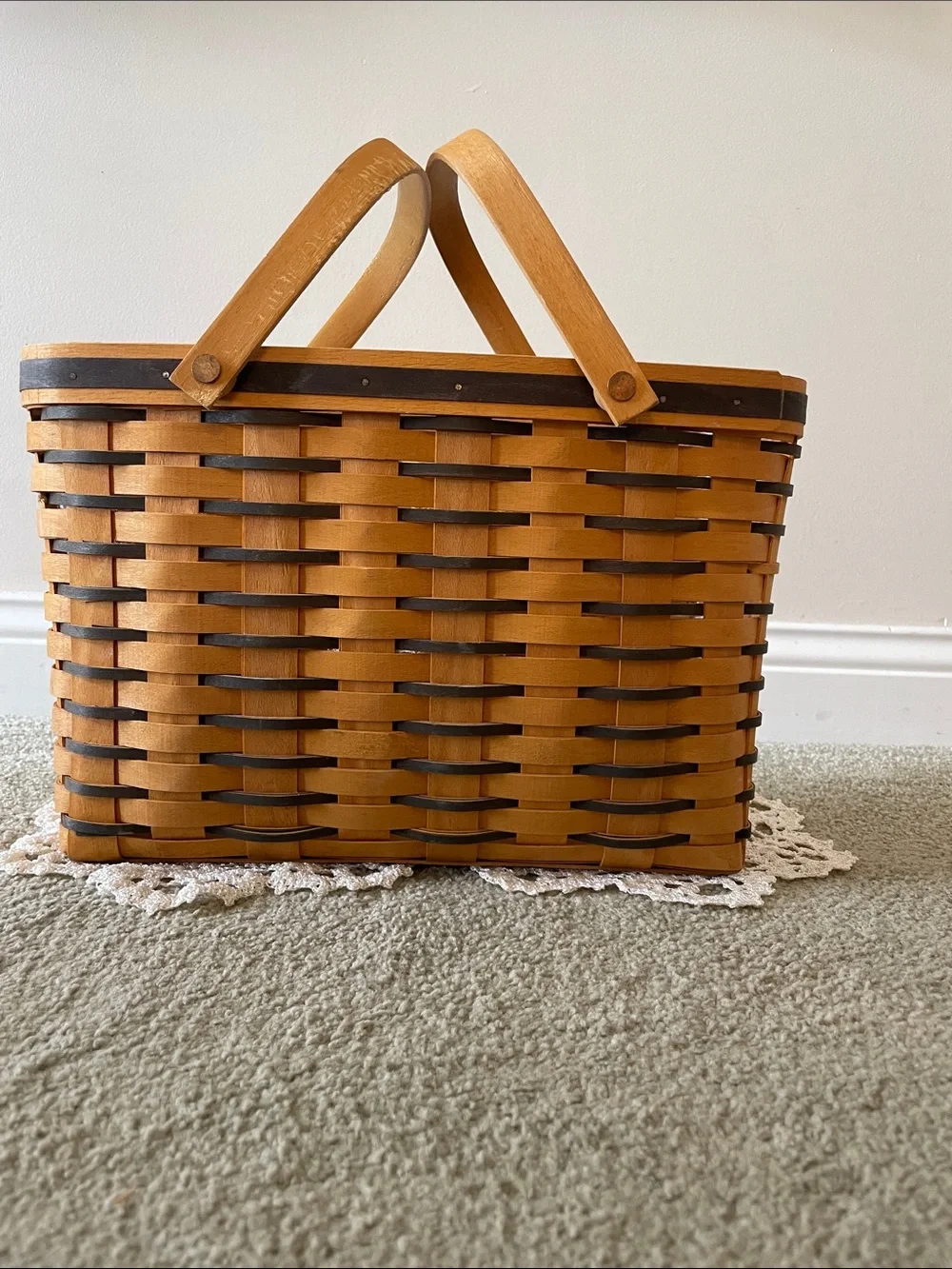 Longaberger 1998 Cherished Memories basket Blue